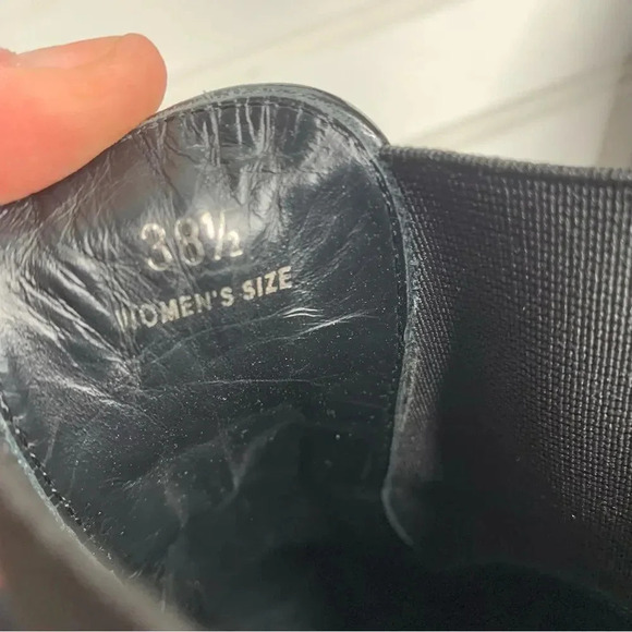 TODS Heeled Ankle Boots - Picture 11 of 12